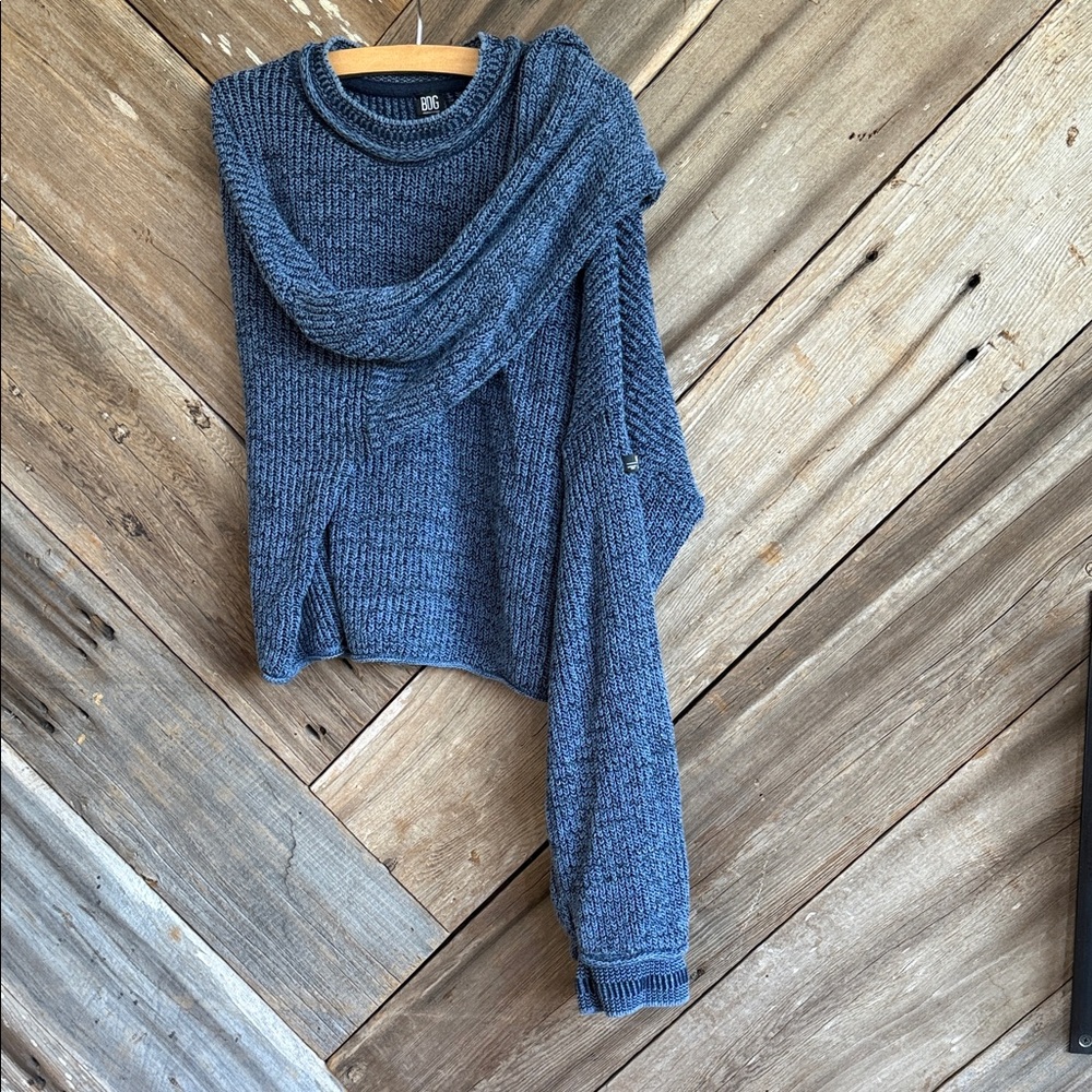 BDG blue/black Sweater